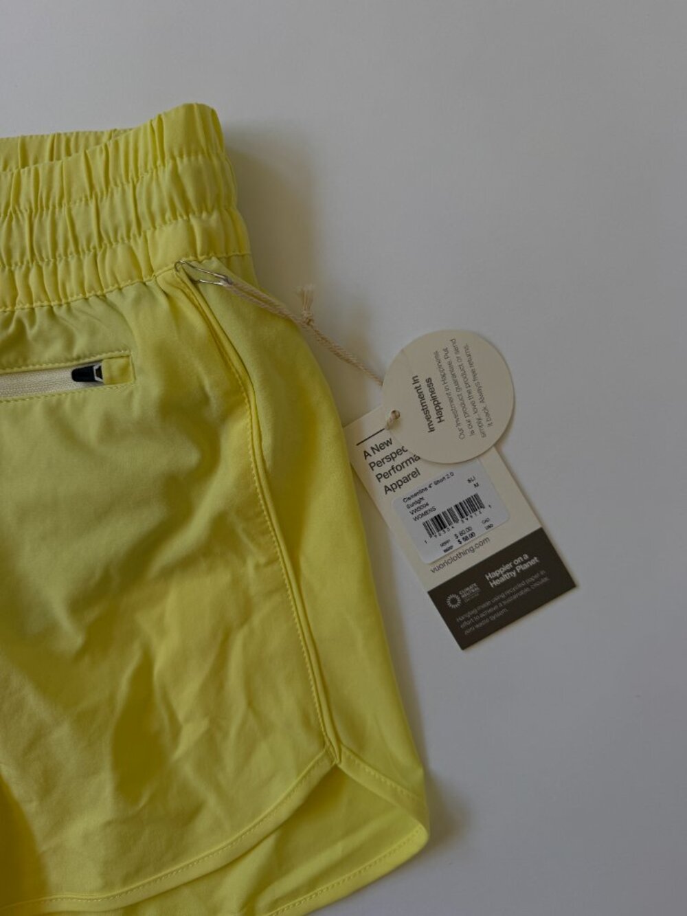 NWT Vuori Clementine 4" Short, Yellow size Medium - Picture 4 of 4